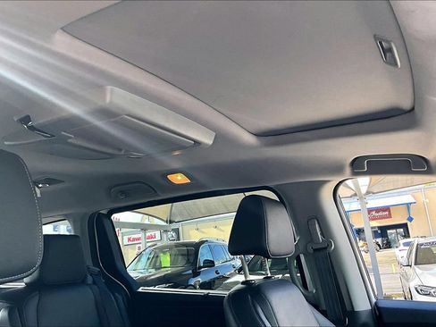 Used 2023 Honda Odyssey Touring image 23