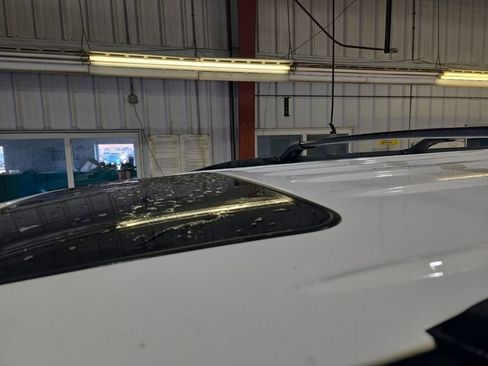 Used 2019 Chevrolet Suburban LT image 7