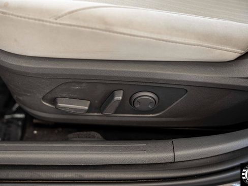 Used 2024 Hyundai Sonata SEL w/ Convenience Package FWD image 12