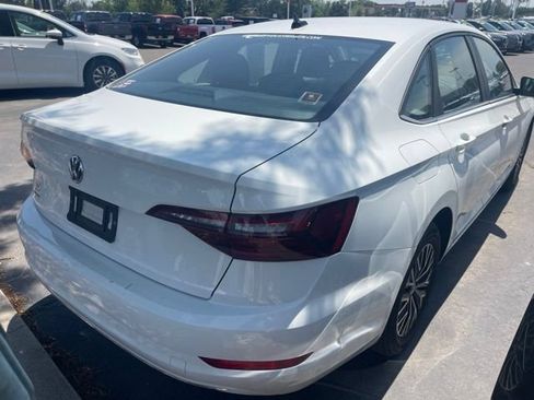 Used 2021 Volkswagen Jetta S FWD image 2