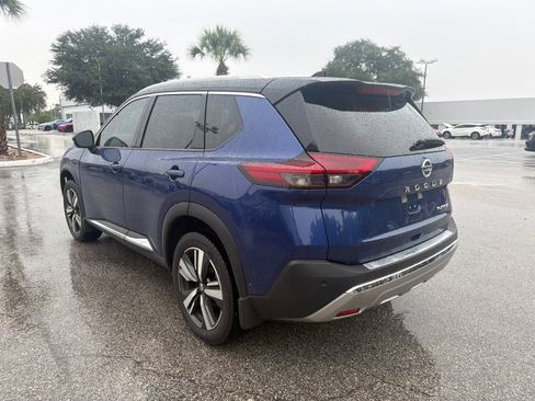 Used 2021 Nissan Rogue Platinum FWD image 5
