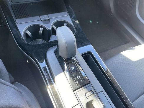 Used 2025 Toyota Prius LE image 43