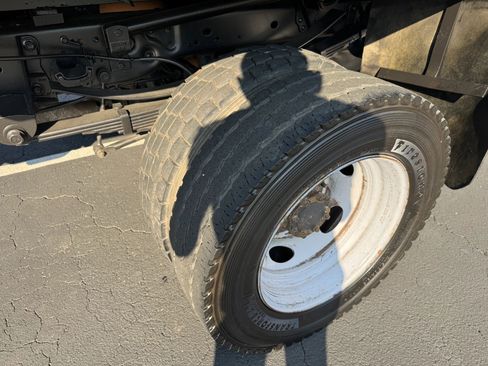 Used 2013 Ford F450 XL w/ PWR Equipment Group image 13