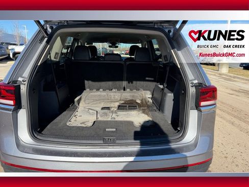 Used 2024 Volkswagen Atlas SE image 6