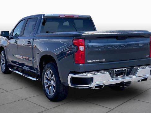 Used 2021 Chevrolet Silverado 1500 LT w/ Z71 Off-Road Package AWD/4WD image 12