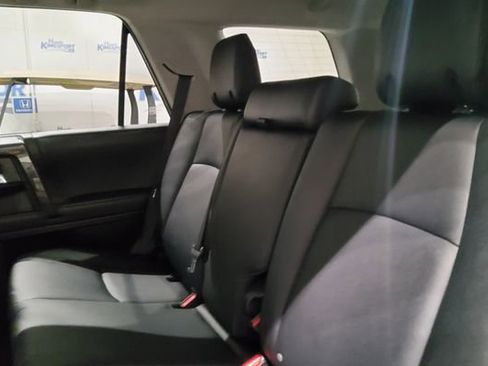 Used 2020 Toyota 4Runner TRD Off-Road Premium w/ Moonroof Package AWD/4WD image 15