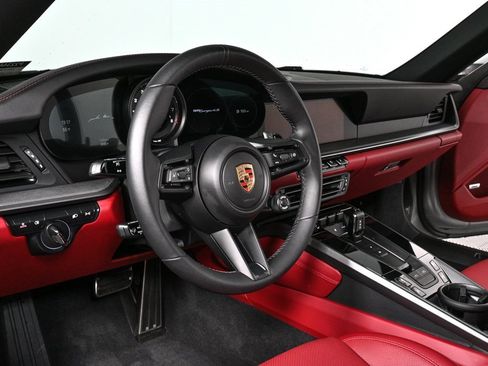 Certified 2024 Porsche 911 Targa 4S image 4