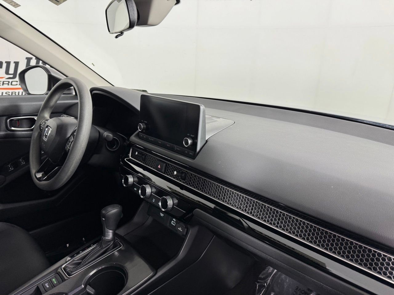 Used 2024 Honda Civic LX image 29