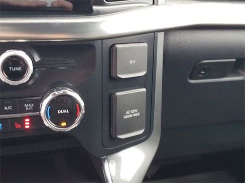 Used 2023 Ford F150 Lariat image 27