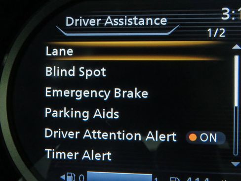 Certified 2025 Nissan Versa SV w/ Trunk Package image 22