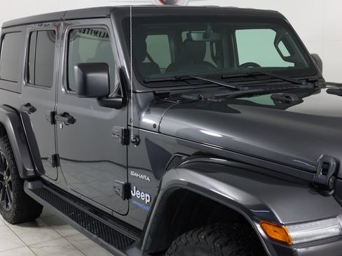 Used 2022 Jeep Wrangler Unlimited Sahara w/ Cold Weather Group image 39