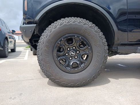Used 2022 Ford Bronco Wildtrak AWD/4WD image 5