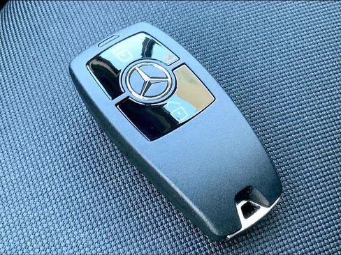 Used 2025 Mercedes-Benz Sprinter 2500 image 22