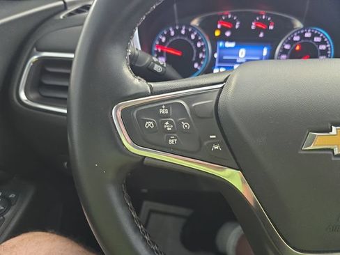 Used 2024 Chevrolet Equinox LT AWD/4WD image 19