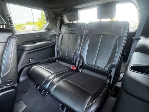 Used 2024 Jeep Grand Cherokee L Limited w/ Luxury Tech Group II AWD/4WD image 20