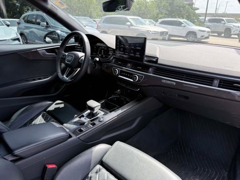 Used 2023 Audi S5 Premium Plus w/ Premium Plus Package AWD/4WD image 16