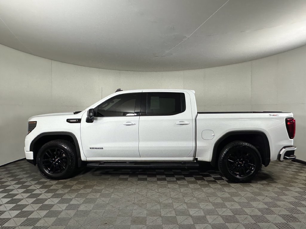 Used 2024 GMC Sierra 1500 Elevation w/ Elevation Premium Package AWD/4WD image 2