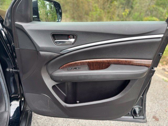 Used 2020 Acura MDX FWD image 18