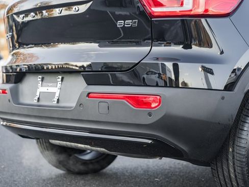 New 2026 Volvo XC40 B5 Plus w/ Protection Package Premier image 8