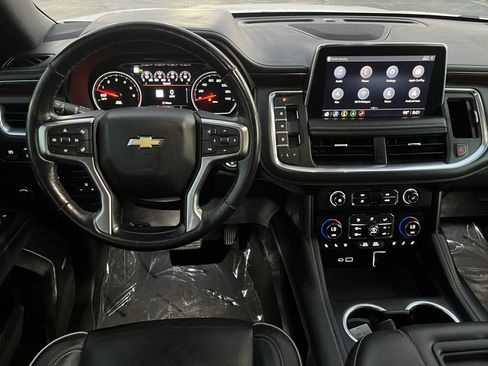 Used 2021 Chevrolet Tahoe Premier w/ Premium Package RWD image 21