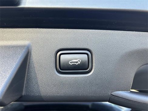 Certified 2022 Hyundai Tucson Limited w/ Cargo Package image 14