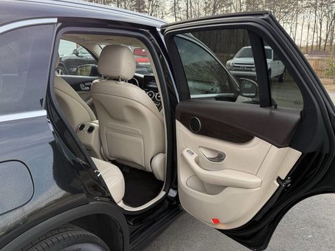 Used 2016 Mercedes-Benz GLC 300 4MATIC image 15