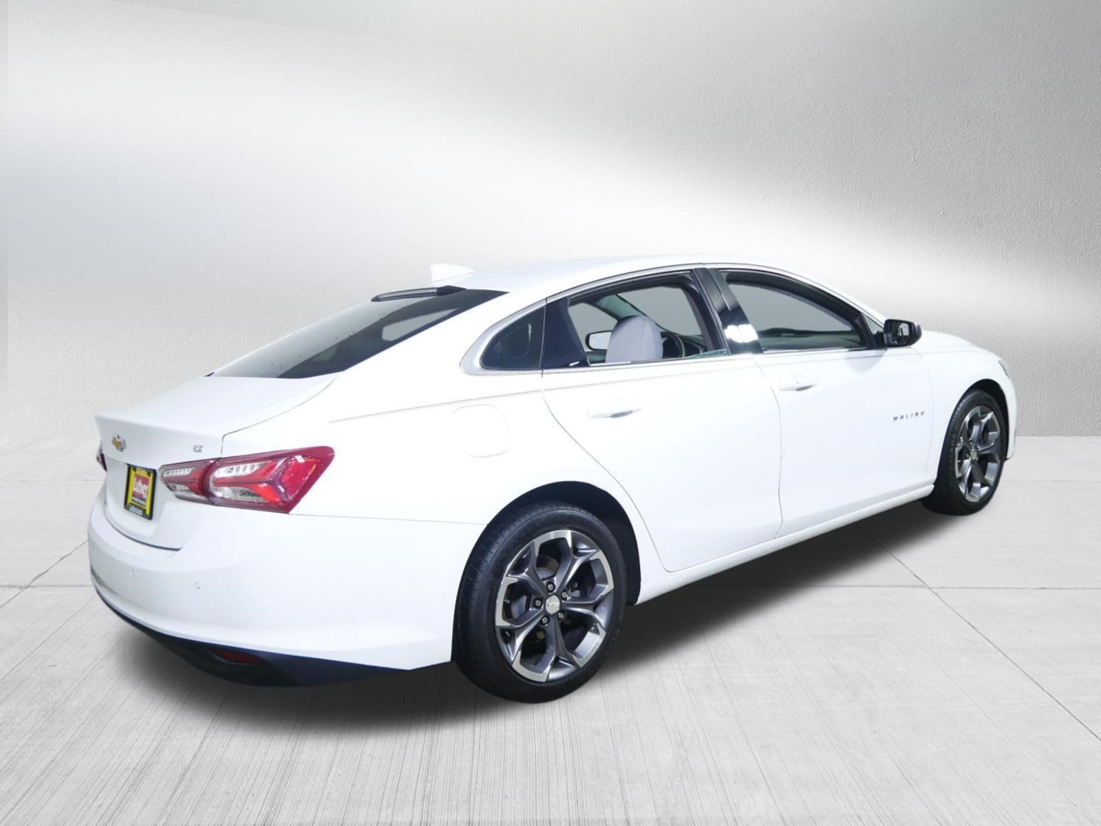 Used 2020 Chevrolet Malibu LT FWD image 7