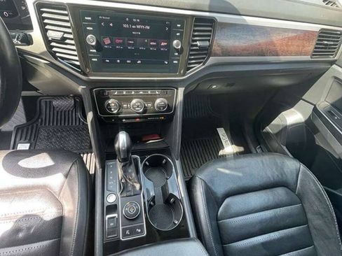 Used 2020 Volkswagen Atlas SEL R-Line AWD/4WD image 7