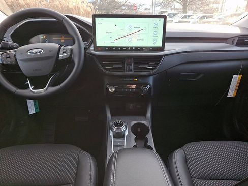 New 2026 Ford Escape Plug-in Hybrid w/ Class II Trailer Tow Package image 10