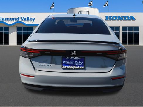 Certified 2025 Honda Accord SE image 5