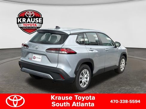 Used 2026 Toyota Corolla Cross L FWD image 5