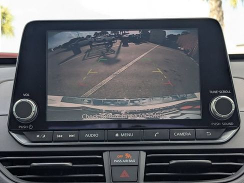 Used 2020 Nissan Altima 2.5 S FWD image 22