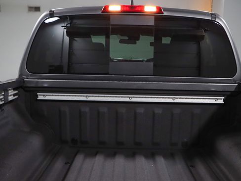 Used 2023 Nissan Frontier SV w/ SV Convenience Package AWD/4WD image 30