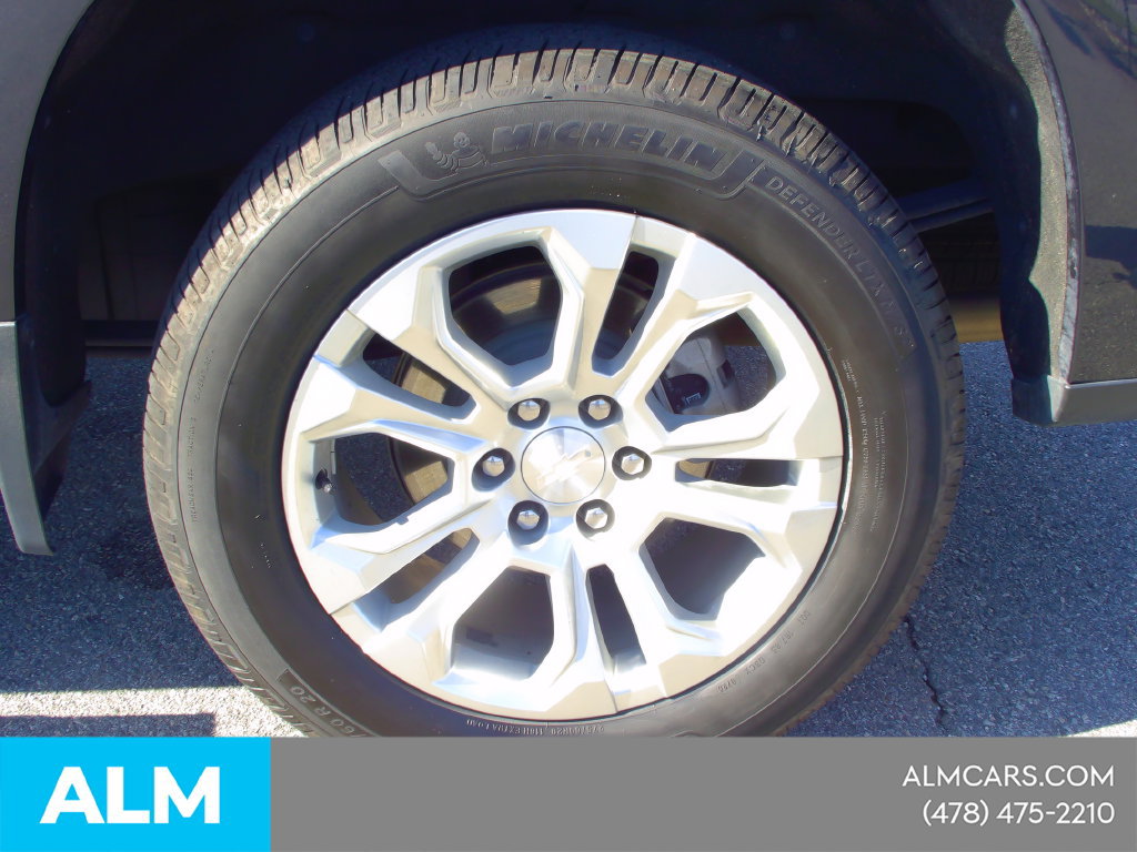 Used 2024 Chevrolet Silverado 1500 LTZ AWD/4WD image 9