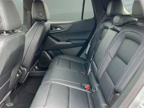 Used 2026 Chevrolet Equinox LT w/ Convenience Package II image 20