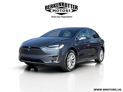 Used 2017 Tesla Model X 75D image 7