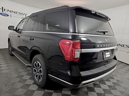 Used 2022 Ford Expedition XLT AWD/4WD image 7