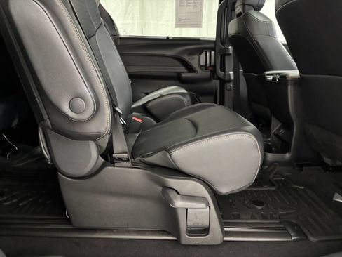 Used 2026 Toyota Sienna XLE Woodland Edition AWD/4WD image 57