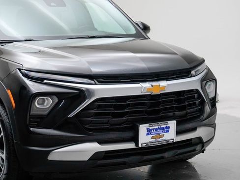 Used 2024 Chevrolet TrailBlazer LT w/ Convenience Package image 12