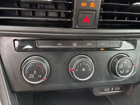 Used 2020 Volkswagen Jetta S w/ Driver Assistance Package image 15