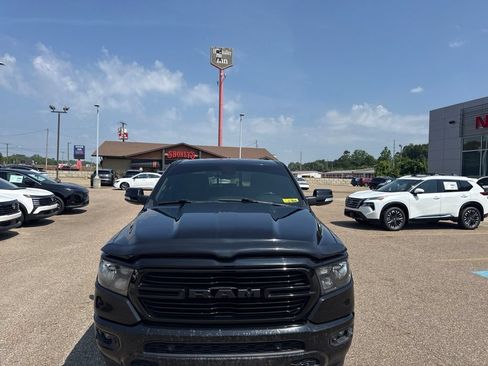 Used 2019 RAM 1500 Big Horn AWD/4WD image 3