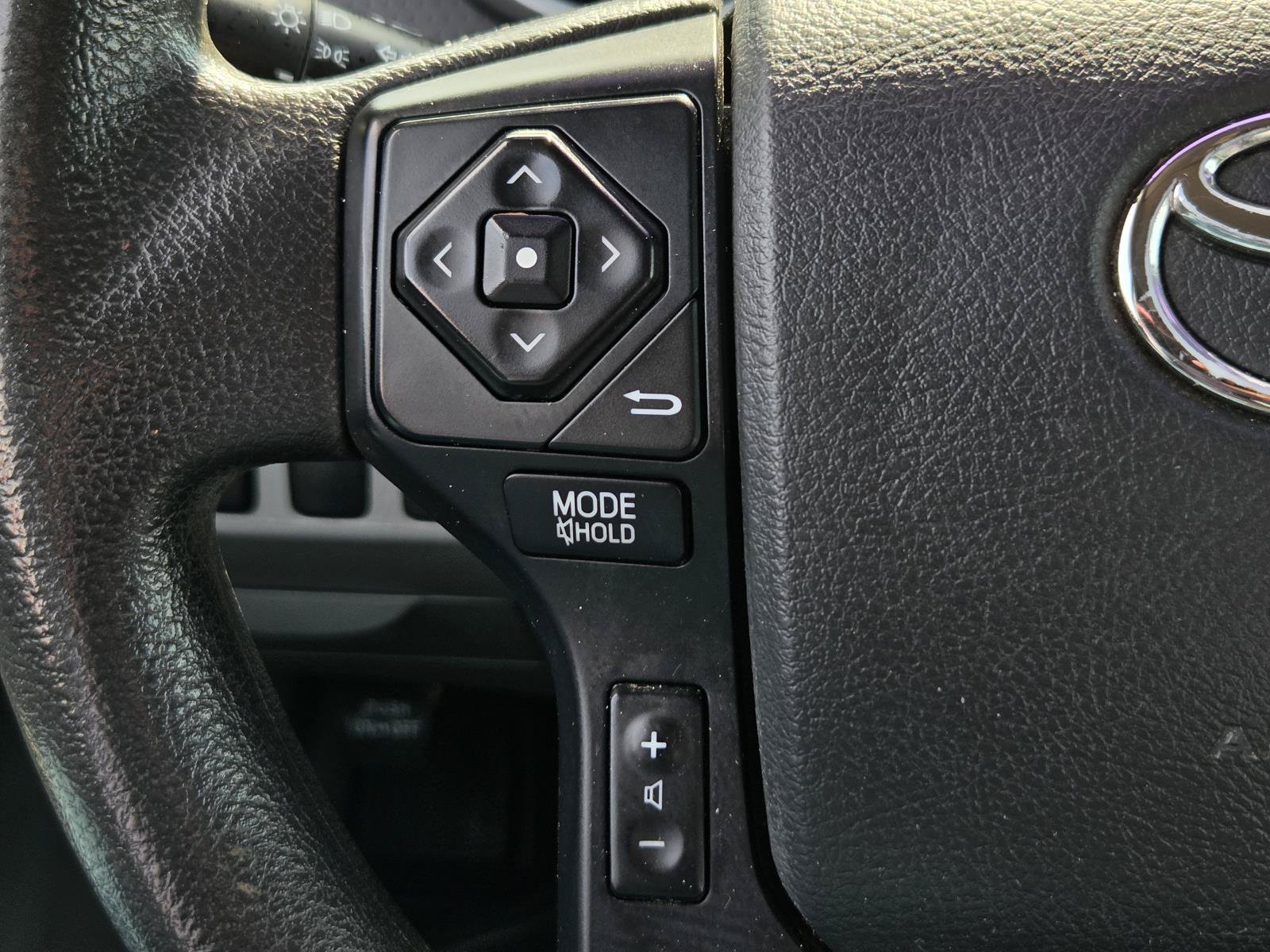 Used 2015 Toyota Tacoma PreRunner RWD image 27