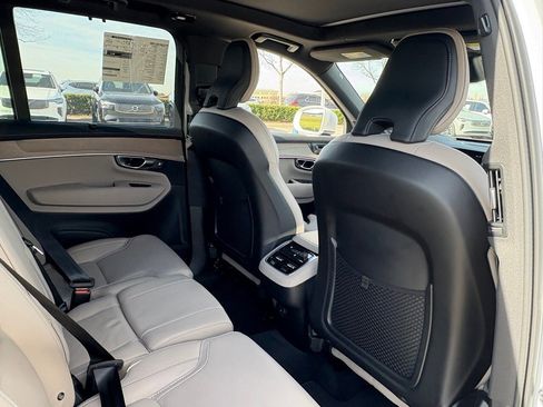 New 2026 Volvo XC90 B6 Ultra w/ Protection Package image 34