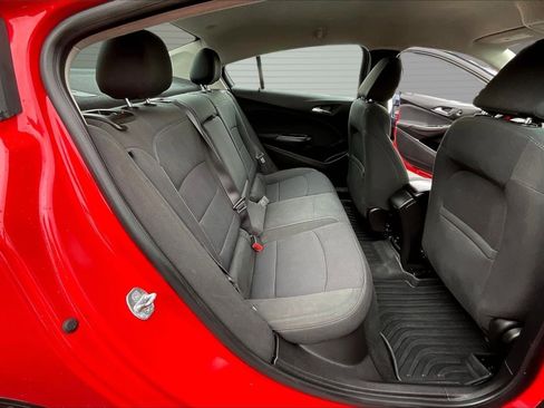 Used 2017 Chevrolet Cruze LT w/ Convenience Package image 24