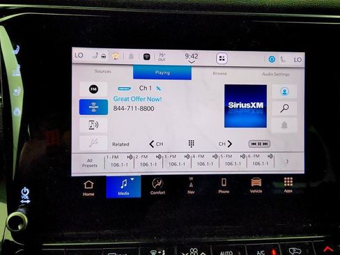 Used 2023 Jeep Wagoneer 4WD image 15