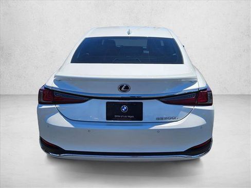 Used 2023 Lexus ES 300h w/ Premium Package FWD image 7