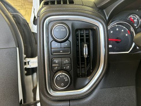 Used 2023 Chevrolet Silverado 2500 LT w/ Convenience Package AWD/4WD image 5