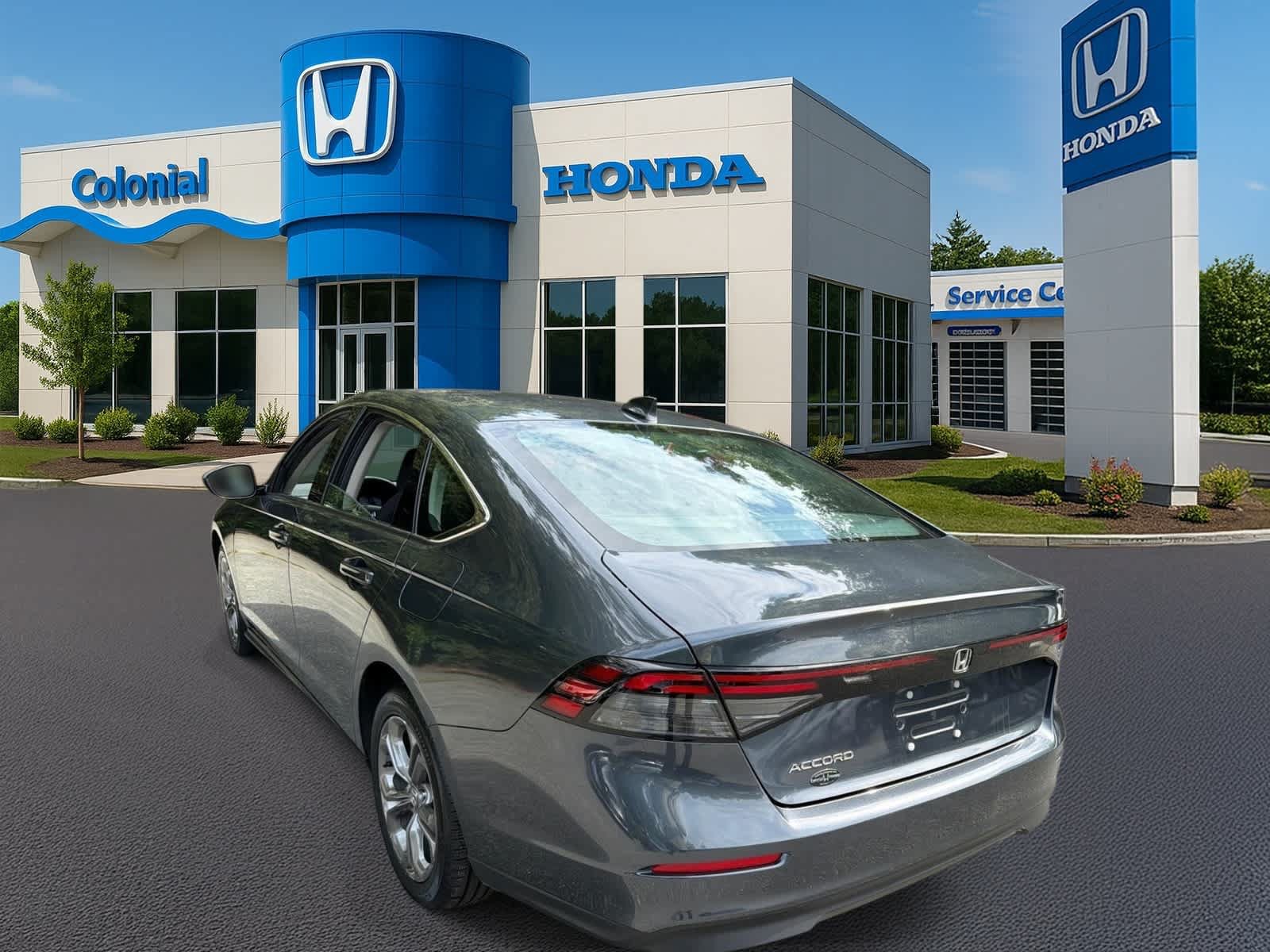 Used 2024 Honda Accord EX image 4