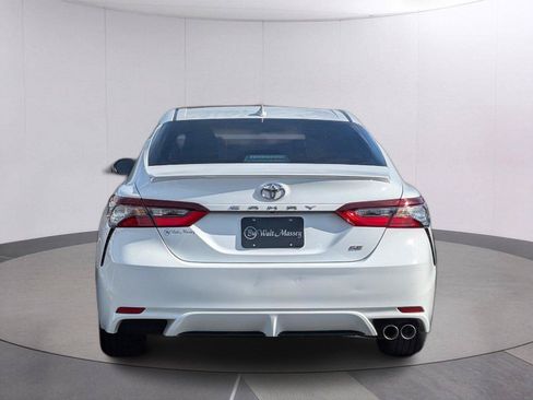 Used 2023 Toyota Camry SE FWD image 4