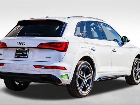 Certified 2023 Audi Q5 e Premium Plus w/ Premium Plus Package image 8